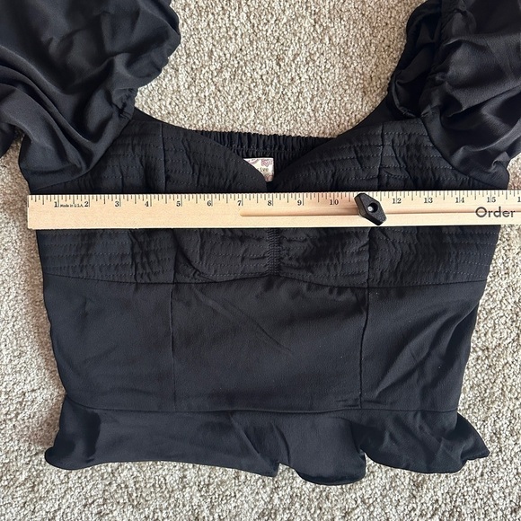 NWT B.O.G Collective Black Cropped Top peplum - Picture 5 of 6